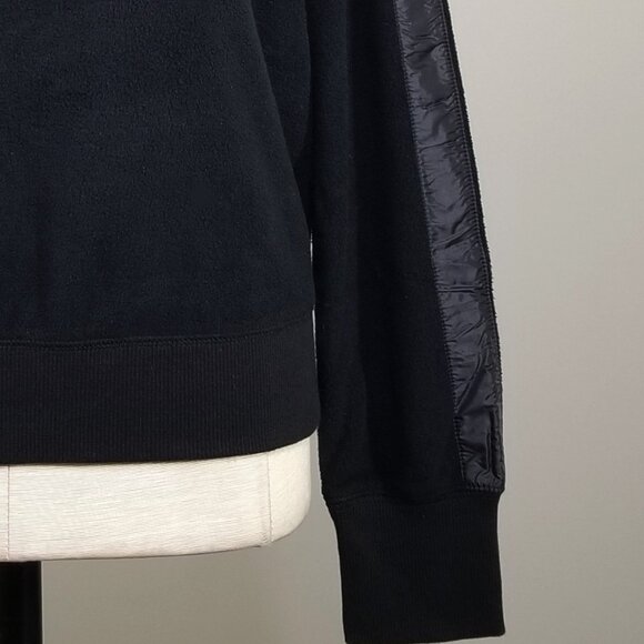 UNIQLO Black Micro Fleece Pullover S Nylon Stripe Techwear Sweatshirt Jumper - Picture 3 of 7